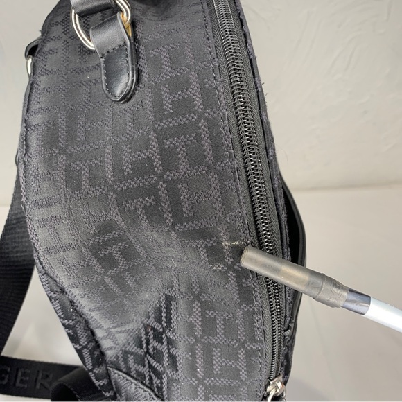 Tommy Hilfiger Backpack Black Monogram Medium Casual Purse Bookbag 14 x 12 x 6 - Picture 3 of 12